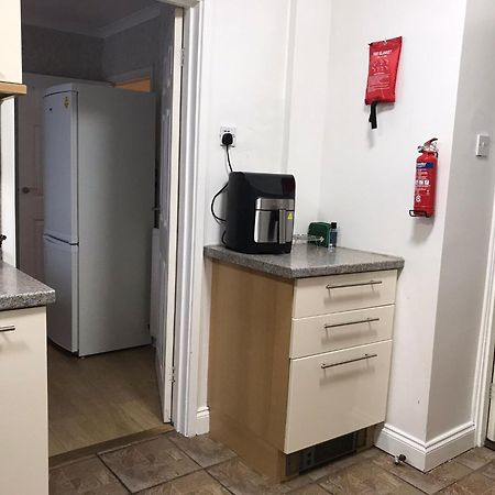 The Rose Apartment Rotherham Ngoại thất bức ảnh